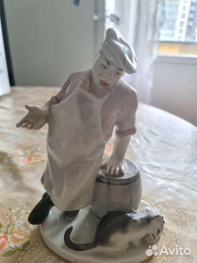 Фарфоровые статуэтки времен СССР