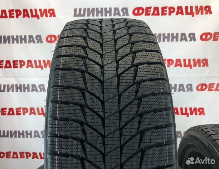 Triangle PL01 235/45 R17