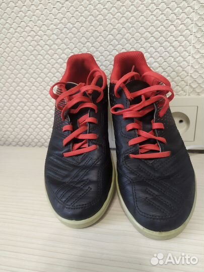 Детские футбольные шиповки