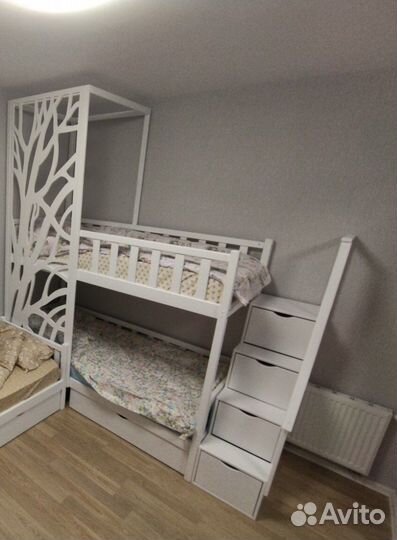 Кровать детская двухяръярусная с decor