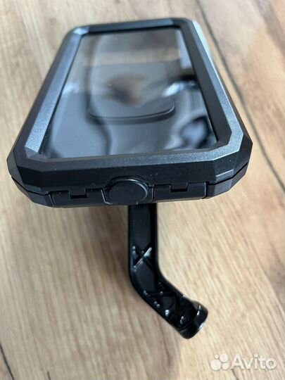 Держатель для телефона на мотоцикл