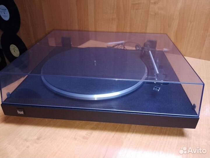 Проигрыватель винила Dual CS-440