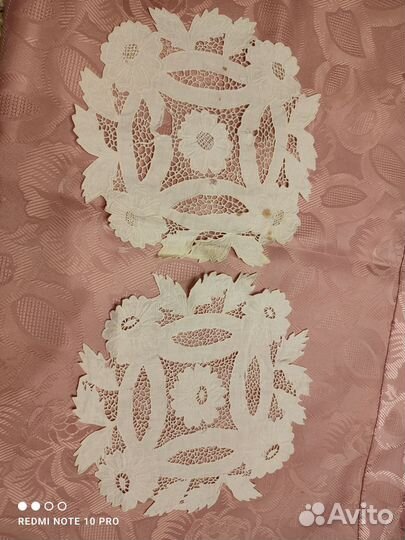 Старинная скатерть, салфетки, подзоры пакетои