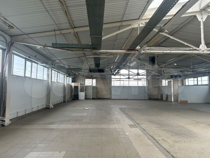 Склад, 1835+930 м²