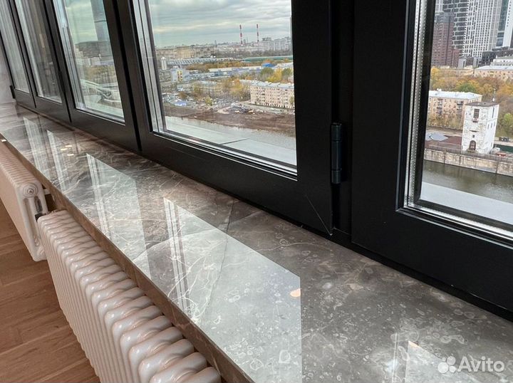 Подоконники из бежевого мрамора Венеция деликато