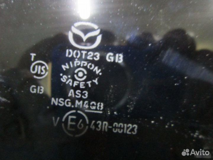 Стекло двери задней правой Mazda Cx7