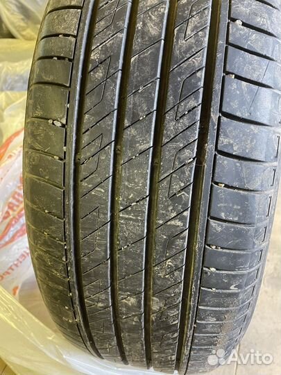 Kumho Solus HS63 225/55 R18 98V