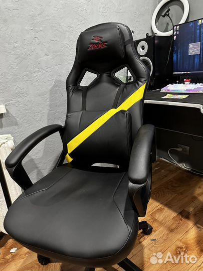 Компьютерное кресло игровое