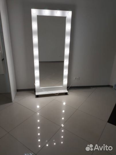 Гримерное зеркало