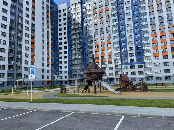 2-к. квартира, 64 м², 5/16 эт.