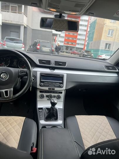 Volkswagen Passat 1.4 МТ, 2012, 300 000 км