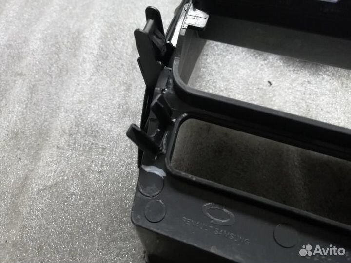 Рамка магнитолы Ниссан Альмера Классик