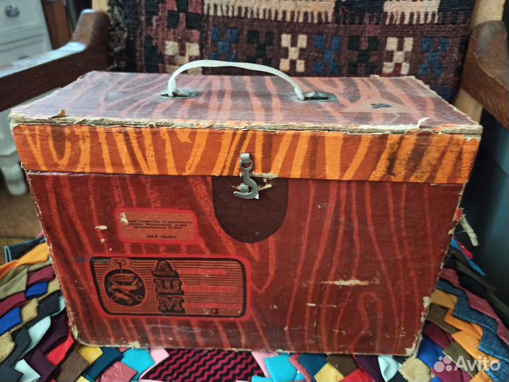 Детская швейная машинка