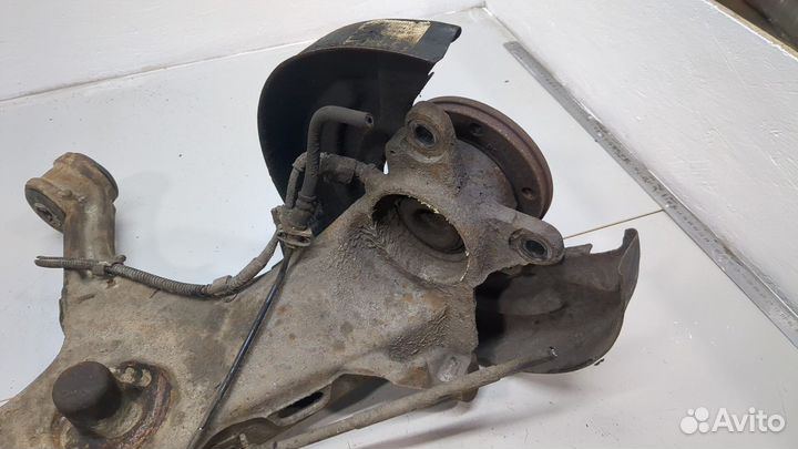 Ступица (кулак, цапфа) правая задняя Volkswagen Transporter 5, 2013