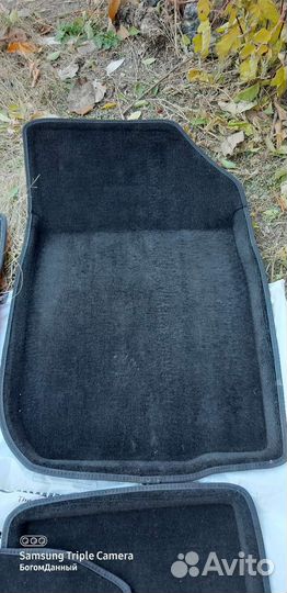 Коврики 3D на Логан