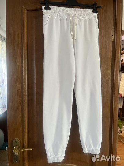 Спортивный костюм женский