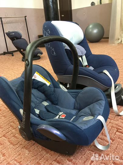 Детское автокресло комплект Maxi-Cosi бу