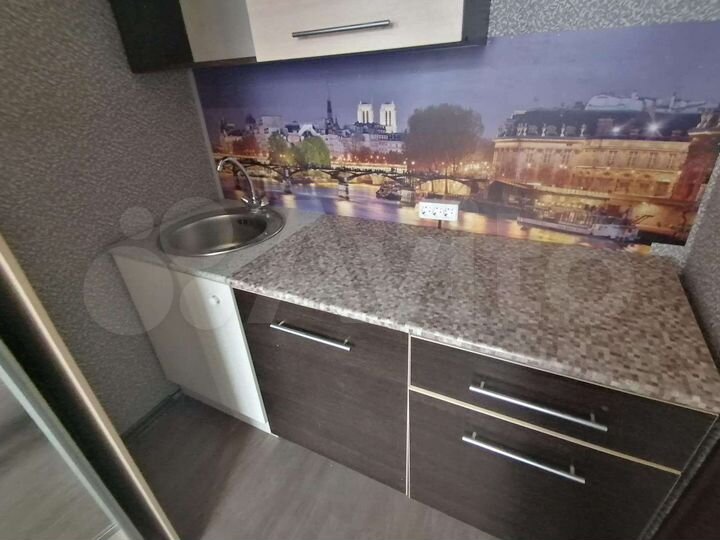 2-к. квартира, 32 м², 4/4 эт.