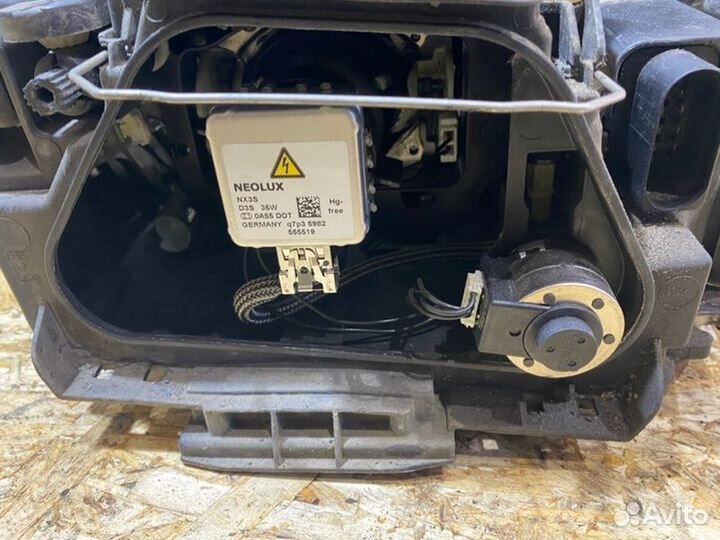 Фара ксеноновая Audi A5 купе 2.0 2010