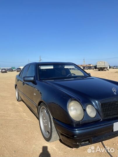 Mercedes-Benz E-класс 3.2 AT, 1998, 60 000 км