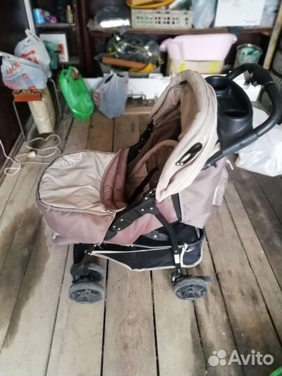 Прогулочная коляска