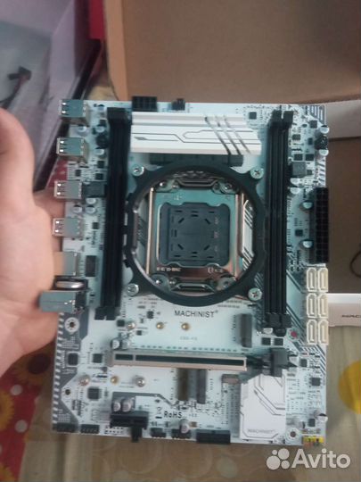 Материнская плата lga2011v3+e52666v3
