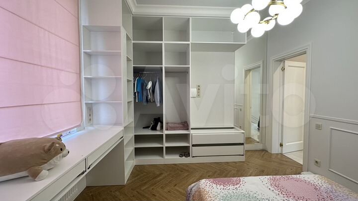 Дом 196 м² на участке 4 сот.