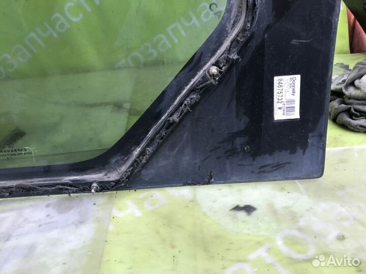Стекло двери заднее правое Dodge Caravan 3 3.0