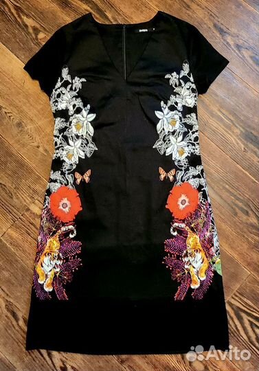Платье женское Desigual разм.44 (EUR 38)