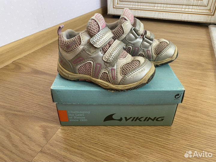 Кроссовки Viking, на девочку, размер 24