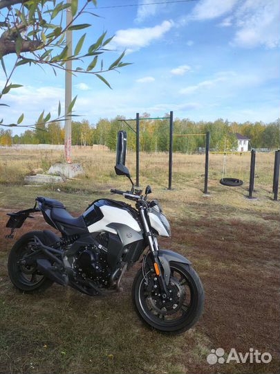 Мотоцикл CF moto 400nk