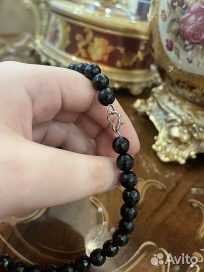 Бусы из натуральных камней