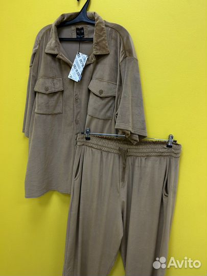 Спортивный костюм штаны и рубашка