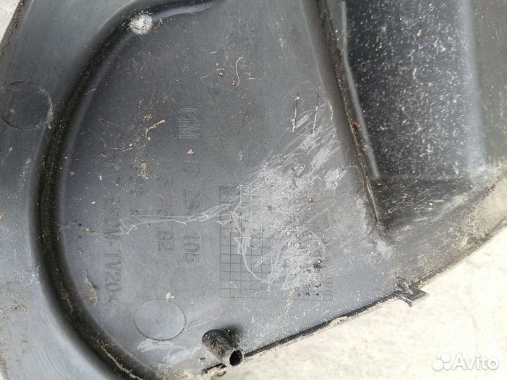 Жабо накладка под дворники Opel Astra J