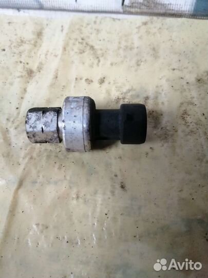 Датчик давления кондиционера Opel Astra J, 1.6