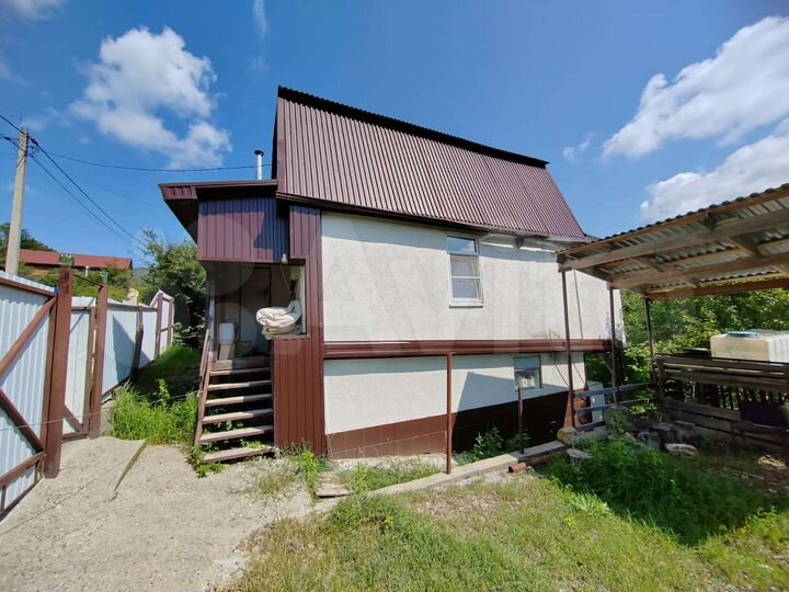 Дом 82 м² на участке 4,2 сот.