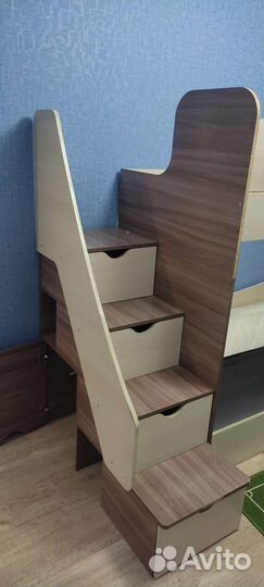 Двухъярусная кровать с диваном бу