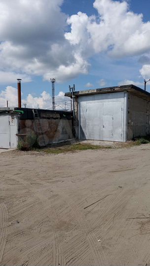 Гараж, > 30 м²