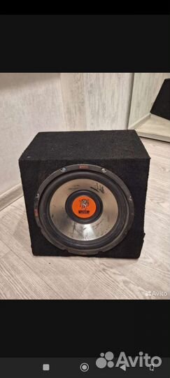 Продам subwoofer mystery