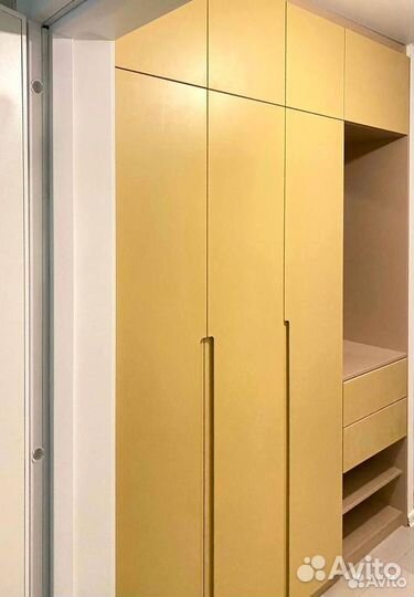 Шкафы в прихожую на заказ от производителя