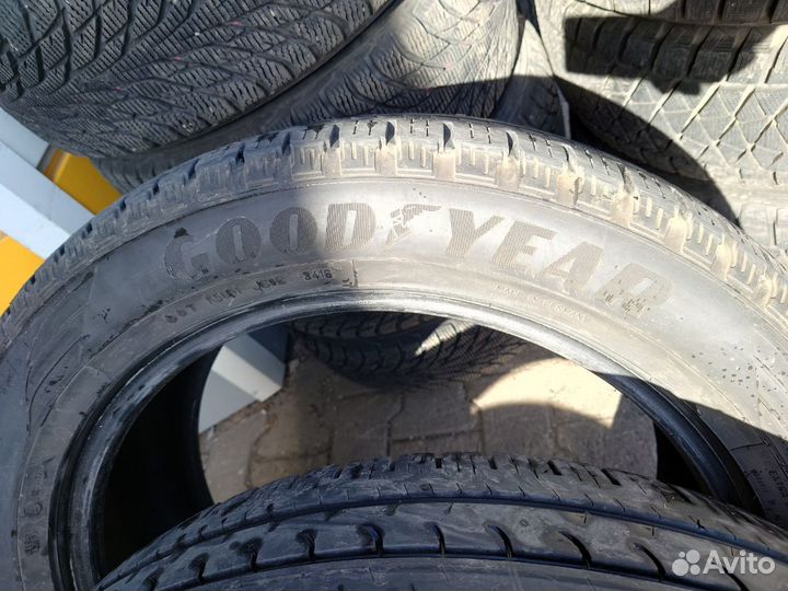 Goodyear EfficientGrip SUV 4x4 265/50 R20 111T