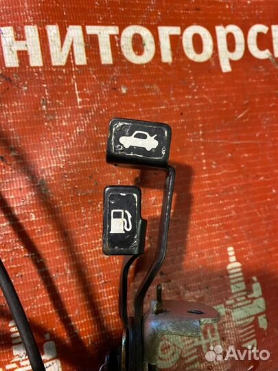 Тросик багажника BYD F3