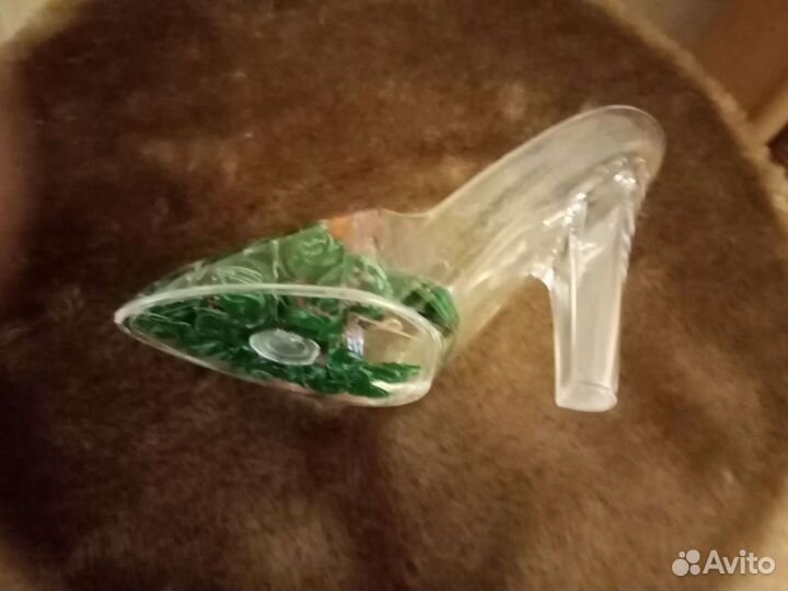 Подставка под телефон, пульт телевизора