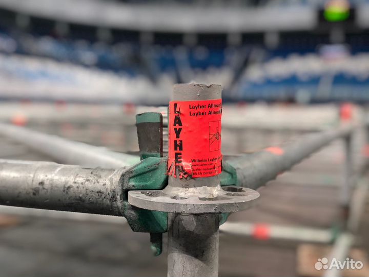 Сцены,подиумы,конструкции из ферм и layher(лаер)