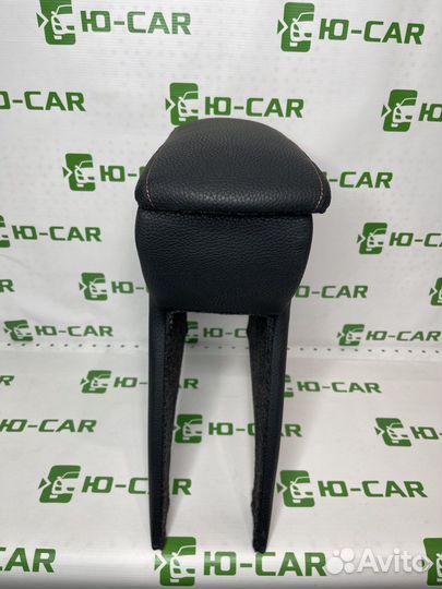 Подлокотник Toyota Vitz 10-20 2WD Бардачок