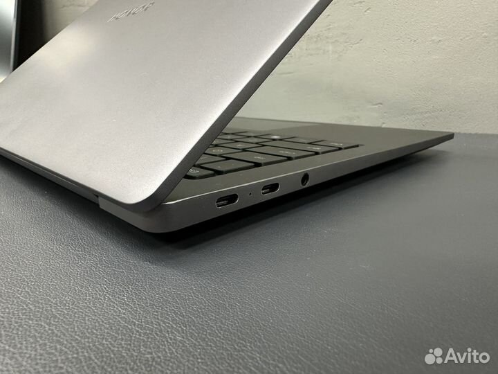 Honor MagicBook 14' 16/512'RTX2050