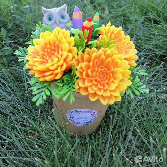 Букетик - презент для учителя, воспитателя