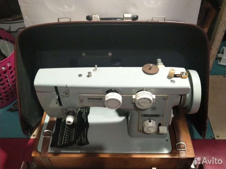 Швейная машина Подольск 142