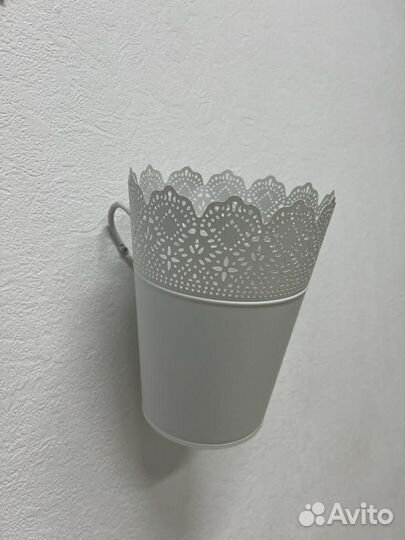 Кашпо для цветов подвесное