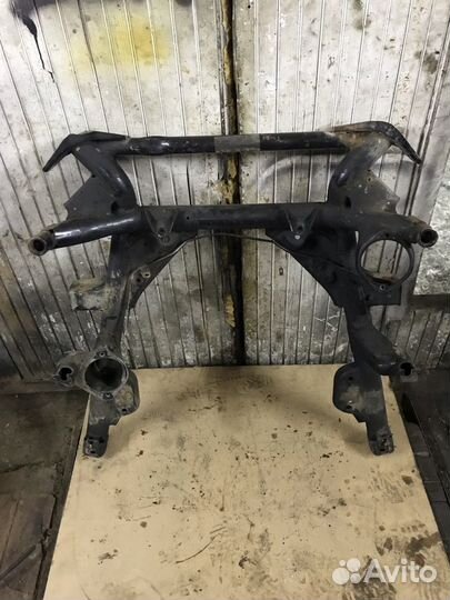 Балка переднего моста подрамник bmw x5 e53